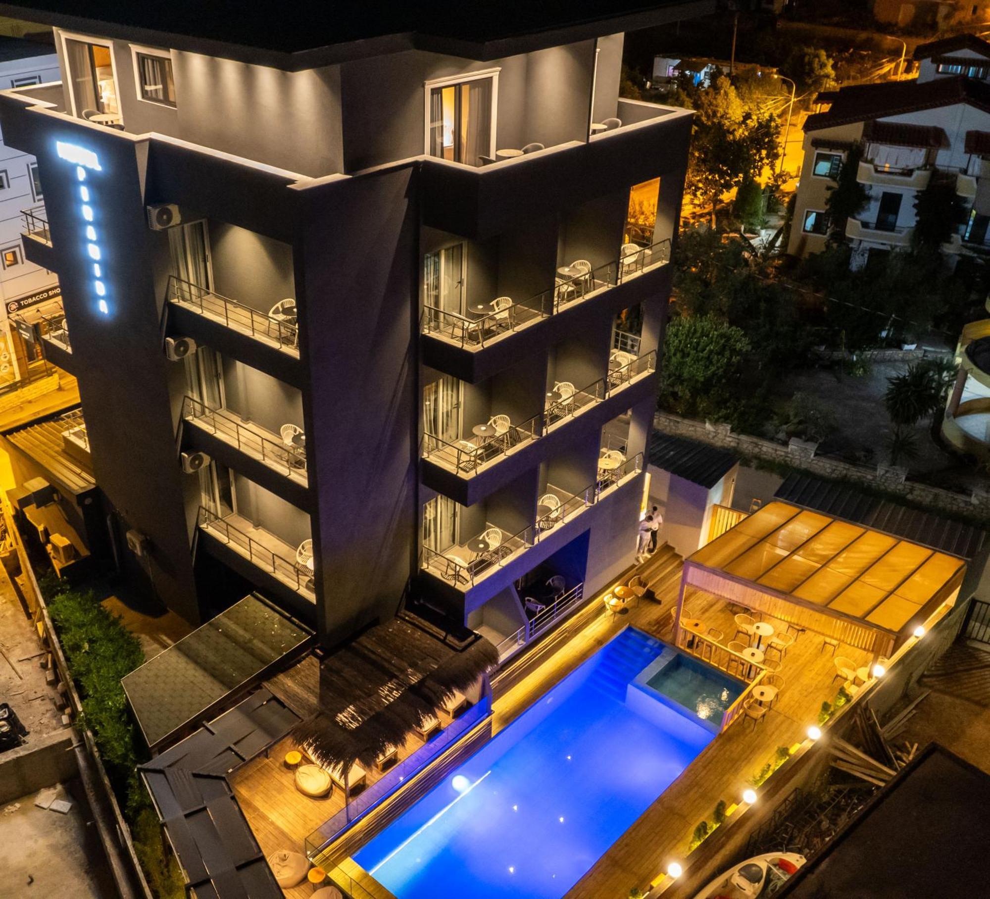 Hotel Piramida Ksamil Buitenkant foto